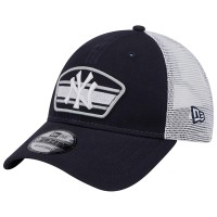 New York Yankees New Era Navy/White Logo Patch 9FORTY Trucker Snapback Hat