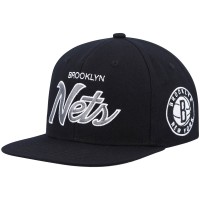 Бейсболка Brooklyn Nets Mitchell & Ness Black Hardwood Classics Script 2.0