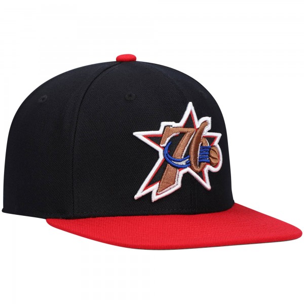 Бейсболка Philadelphia 76ers Mitchell & Ness Hardwood Classics Team Two-Tone 2.0 - Black/Red