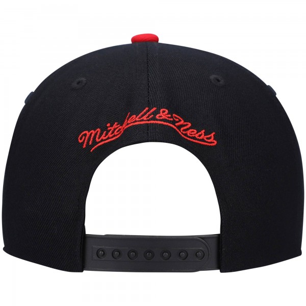 Бейсболка Philadelphia 76ers Mitchell & Ness Hardwood Classics Team Two-Tone 2.0 - Black/Red