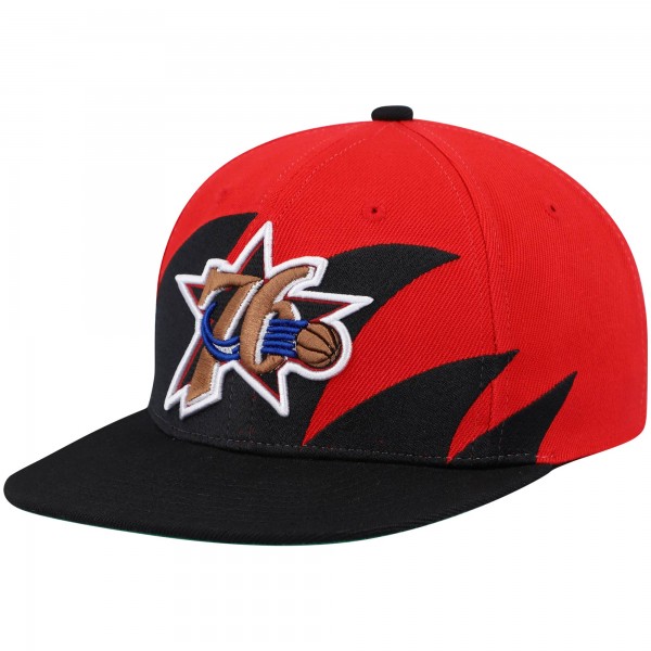 Бейсболка Philadelphia 76ers Mitchell & Ness Hardwood Classics Sharktooth - Black/Red