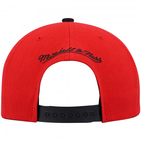 Бейсболка Philadelphia 76ers Mitchell & Ness Hardwood Classics Sharktooth - Black/Red