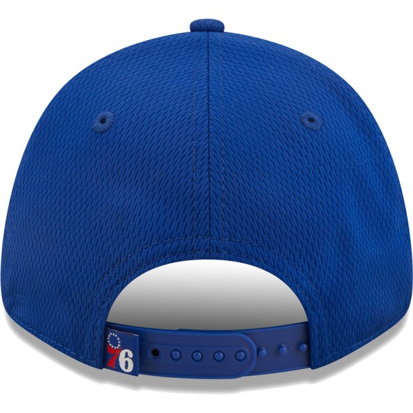 Бейсболка Philadelphia 76ers New Era Framed 9FORTY - Royal