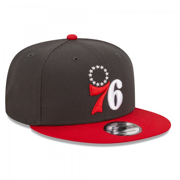 Бейсболка Philadelphia 76ers New Era Two-Tone Color Pack 9FIFTY - Charcoal/Scarlet