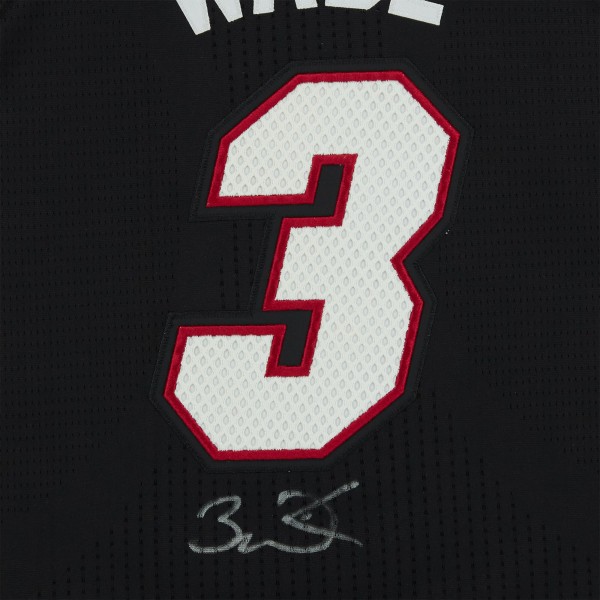 Игровая джерси Dwyane Wade Miami Heat Autographed Fanatics Authentic Black Mitchell & Ness Authentic