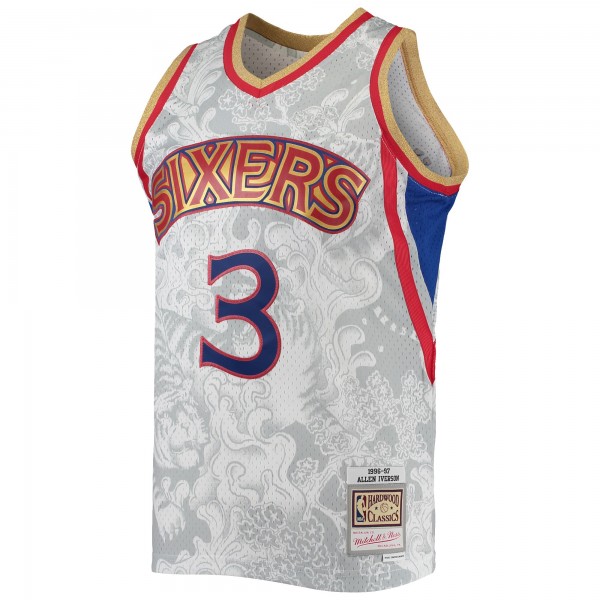 Игровая форма  Allen Iverson Philadelphia 76ers Mitchell & Ness Hardwood Classics 1996-97 Lunar New Year Swingman - White