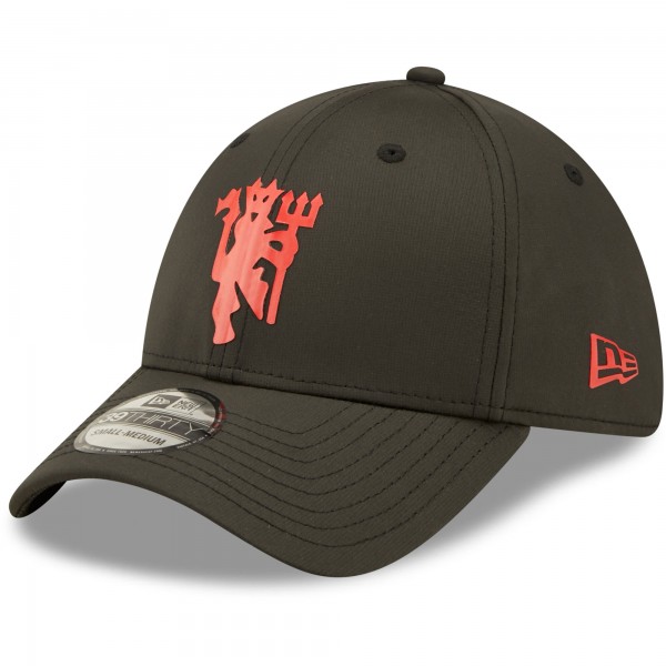 Бейсболка Manchester United New Era Quill Tech 39THIRTY - Black