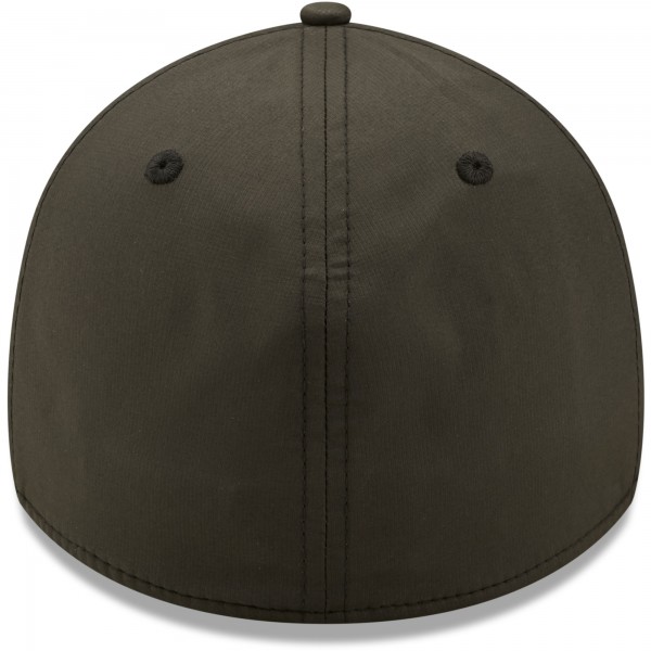 Бейсболка Manchester United New Era Quill Tech 39THIRTY - Black