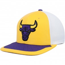 Бейсболка Chicago Bulls Mitchell & Ness Day One - Yellow/Purple