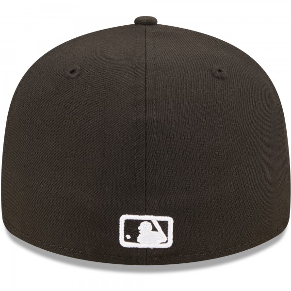 Бейсболка New York Yankees New Era Black &amp; White Low Profile 59FIFTY