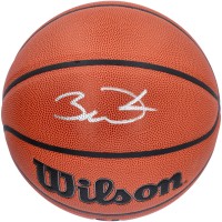 Мяч Autographed Miami Heat Dwyane Wade Authentic Wilson Authentic Series Indoor/Outdoor