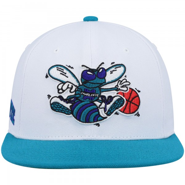Бейсболка Charlotte Hornets Mitchell & Ness White/Teal Hardwood Classics