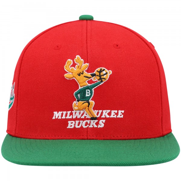 Бейсболка Milwaukee Bucks Mitchell & Ness Hardwood Classics - Red/Green