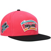Бейсболка San Antonio Spurs Mitchell & Ness Hardwood Classics - Pink