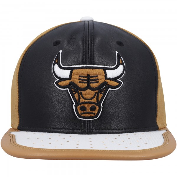 Бейсболка Chicago Bulls Mitchell & Ness Day One - Black/Tan