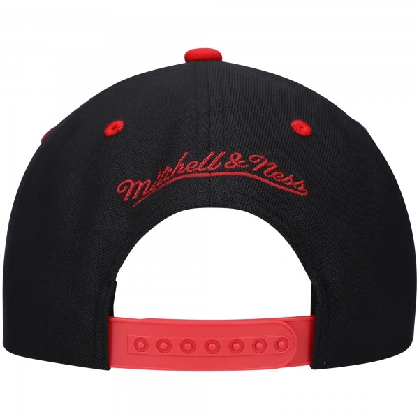 Бейсболка Philadelphia 76ers Mitchell & Ness Hardwood Classics City Arch - Black