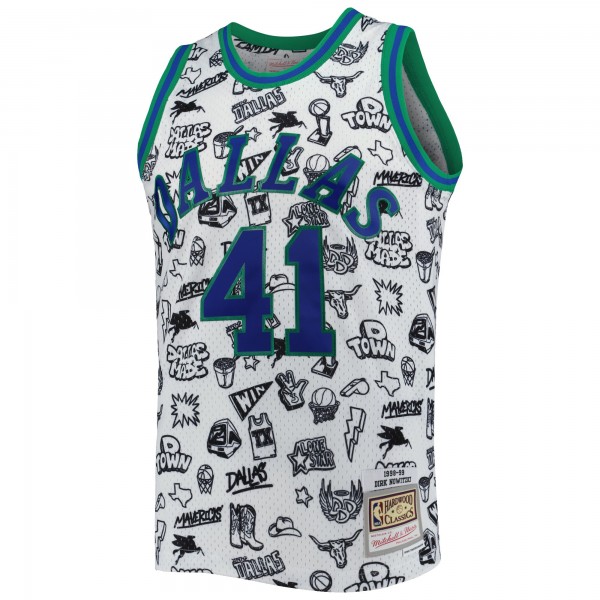 Игровая форма  Dirk Nowitzki Dallas Mavericks Mitchell & Ness 1998/99 Hardwood Classics Doodle Swingman - White