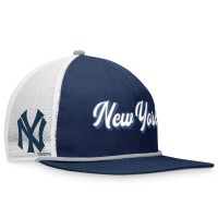 New York Yankees Fanatics Navy Heritage Golfer Snapback Hat