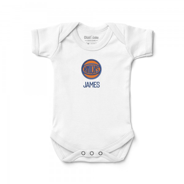 Малышам New York Knicks White Ball Logo Personalized Bodysuit