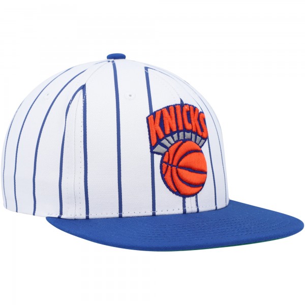 Бейсболка New York Knicks Mitchell & Ness Hardwood Classics Pinstripe - White