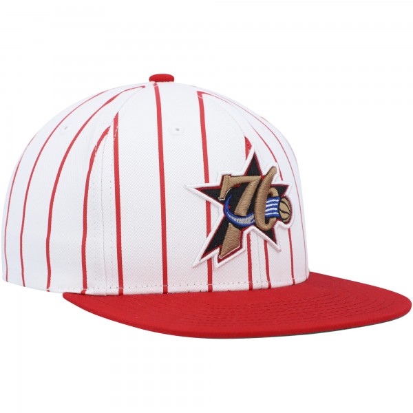 Бейсболка Philadelphia 76ers Mitchell & Ness Hardwood Classics Pinstripe - White