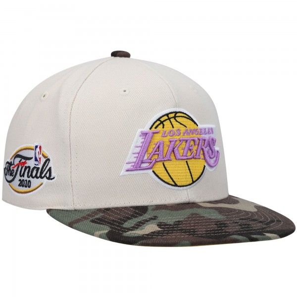 Бейсболка Los Angeles Lakers Mitchell & Ness Hardwood Classics 2010 NBA Finals Patch Off White Camo - Cream