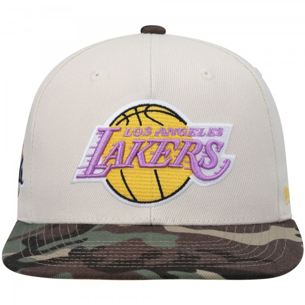 Бейсболка Los Angeles Lakers Mitchell & Ness Hardwood Classics 2010 NBA Finals Patch Off White Camo - Cream
