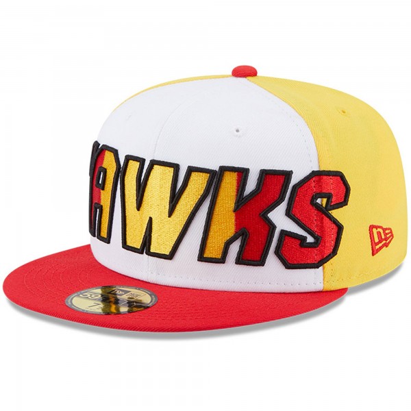 Бейсболка Atlanta Hawks New Era Back Half 9FIFTY - White/Red