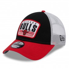 Chicago Bulls New Era Two-Tone Patch 9FORTY Trucker Snapback Hat - Black/Red