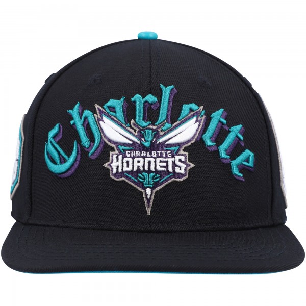Бейсболка Charlotte Hornets Pro Standard Old English - Black