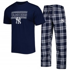 New York Yankees Concepts Sport Navy/Gray Badge Top & Pants Sleep Set