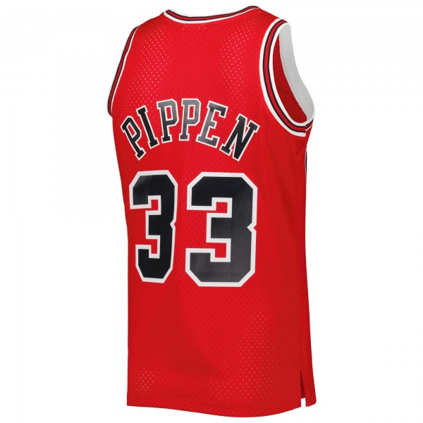 Джерси Chicago Bulls Scottie Pippen Mitchell & Ness Red Hardwood Classics 2003-04 Swingman