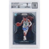 Autographed Charlotte Hornets LaMelo Ball 2020-21 Panini Prizm #278 Beckett Witnessed Authenticated 9/10 Rookie Card - 14723395