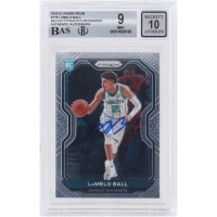 Autographed Charlotte Hornets LaMelo Ball 2020-21 Panini Prizm #278 Beckett Witnessed Authenticated 9/10 Rookie Card - 14838160