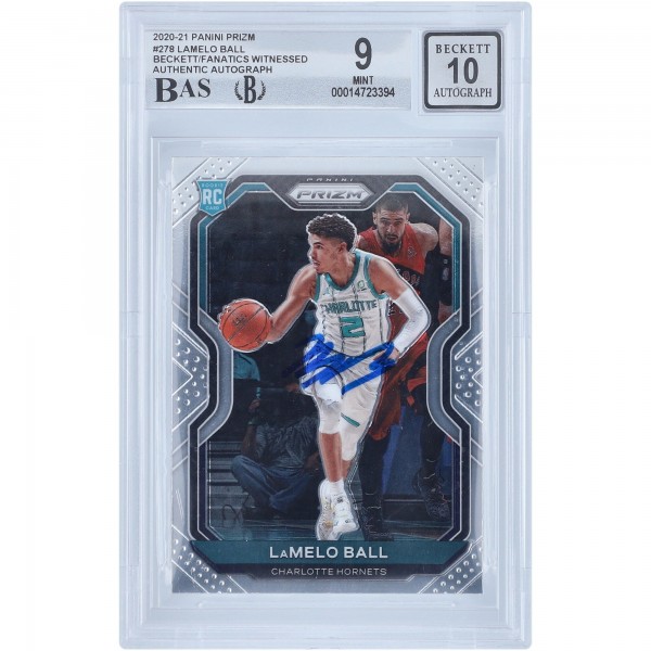 Autographed Charlotte Hornets LaMelo Ball 2020-21 Panini Prizm #278 Beckett Witnessed Authenticated 9/10 Rookie Card - 14723394