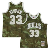Игровая форма  Scottie Pippen Chicago Bulls Mitchell & Ness Unisex Hardwood Classics 1997-98 Ghost Green Swingman - Camo