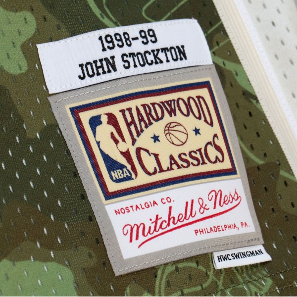 Игровая форма  John Stockton Utah Jazz Mitchell & Ness Hardwood Classics 1998/99 Ghost Green Swingman - Camo