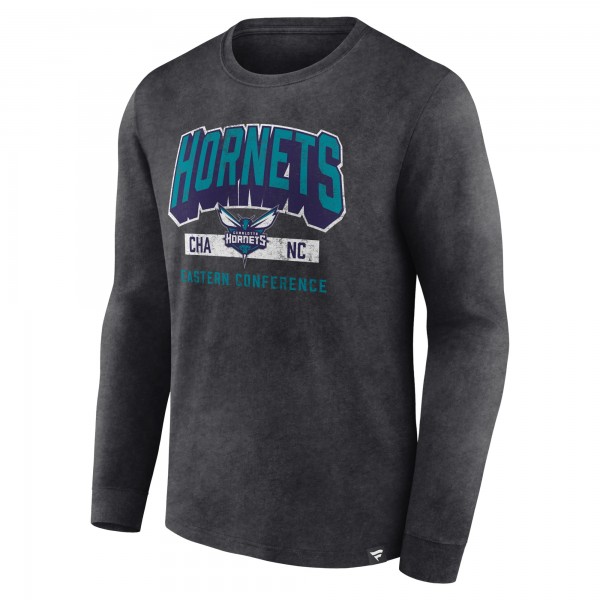 Charlotte Hornets Fanatics Heather Charcoal Front Court Press Snow Wash Long Sleeve T-Shirt