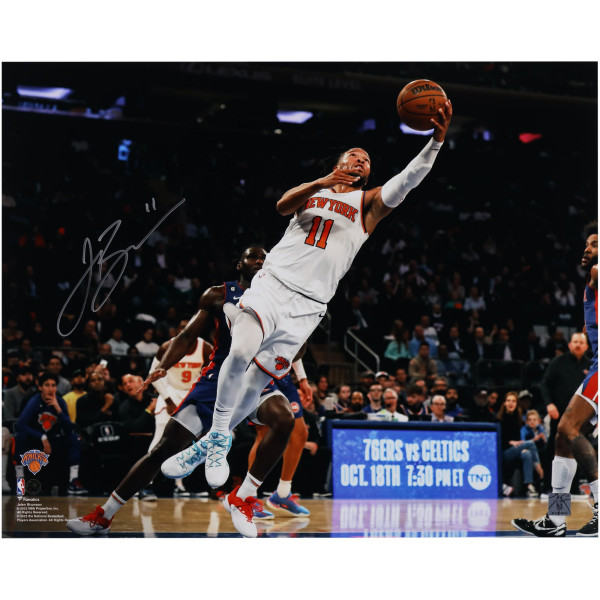 Фото с автографом Jalen Brunson New York Knicks Fanatics Authentic 16 x 20 Layup in White