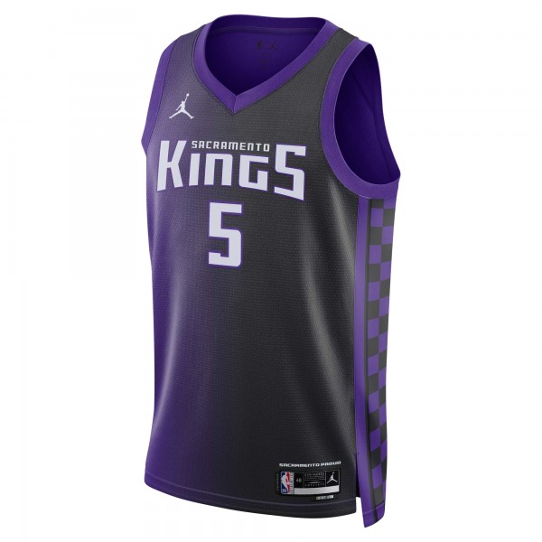 Игровая форма  DeAaron Fox Sacramento Kings Jordan Brand Unisex Swingman - Statement Edition - Purple