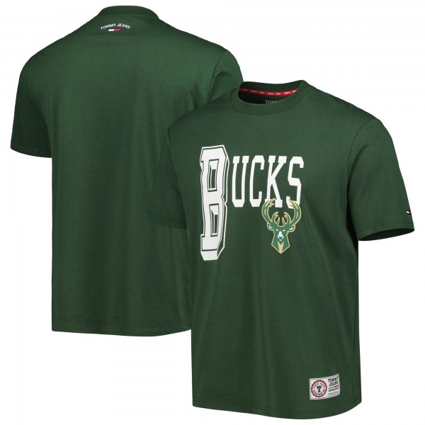 Футболка Milwaukee Bucks Tommy Jeans Mel Varsity - Hunter Green
