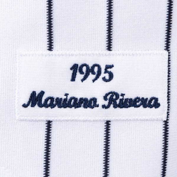 Джерси New York Yankees Mariano Rivera White Cooperstown Collection 1995 Authentic Player