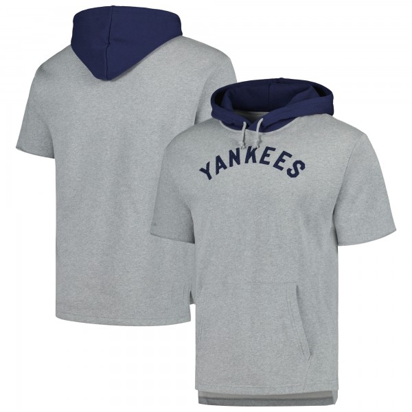 New York Yankees Mitchell & Ness Heather Gray Postgame Short Sleeve Pullover Hoodie
