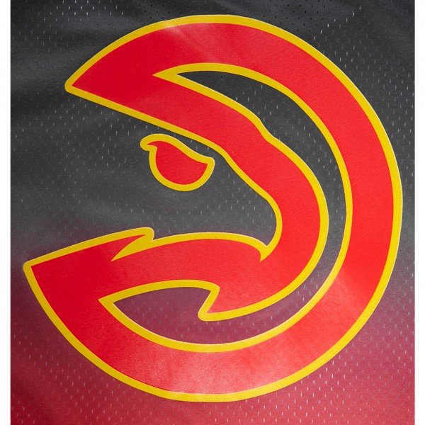 Футболка Trae Young Atlanta Hawks Post Ombre - Black/Red