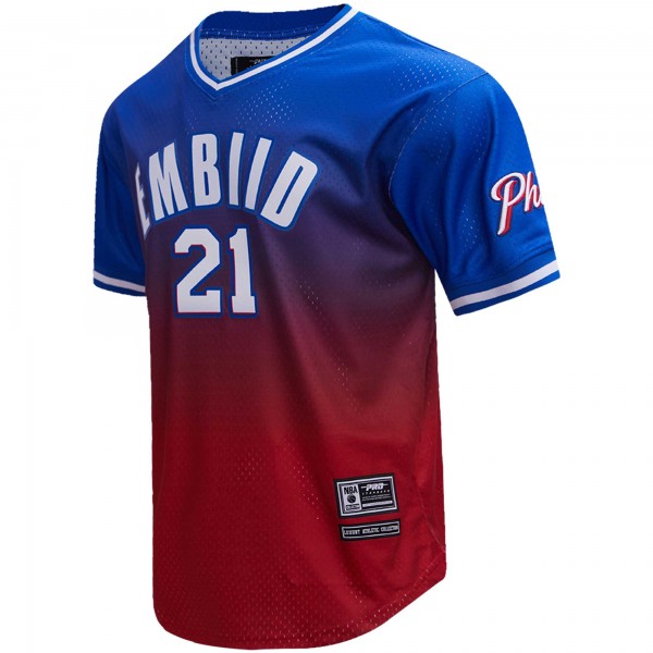 Футболка Joel Embiid Philadelphia 76ers Post Ombre - Royal/Red
